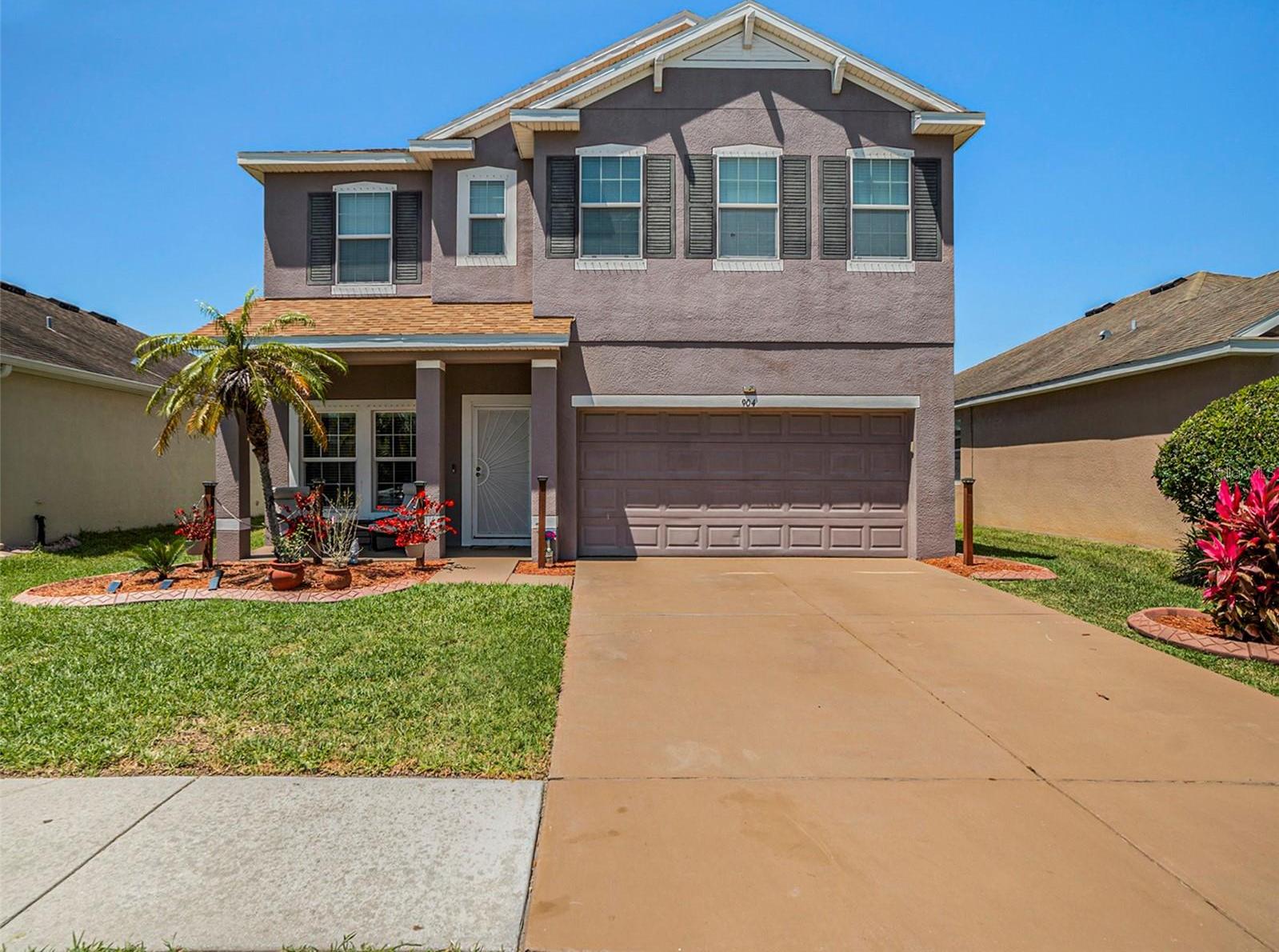 Photo one of 904 Fern Leaf Dr Ruskin FL 33570 | MLS T3519070