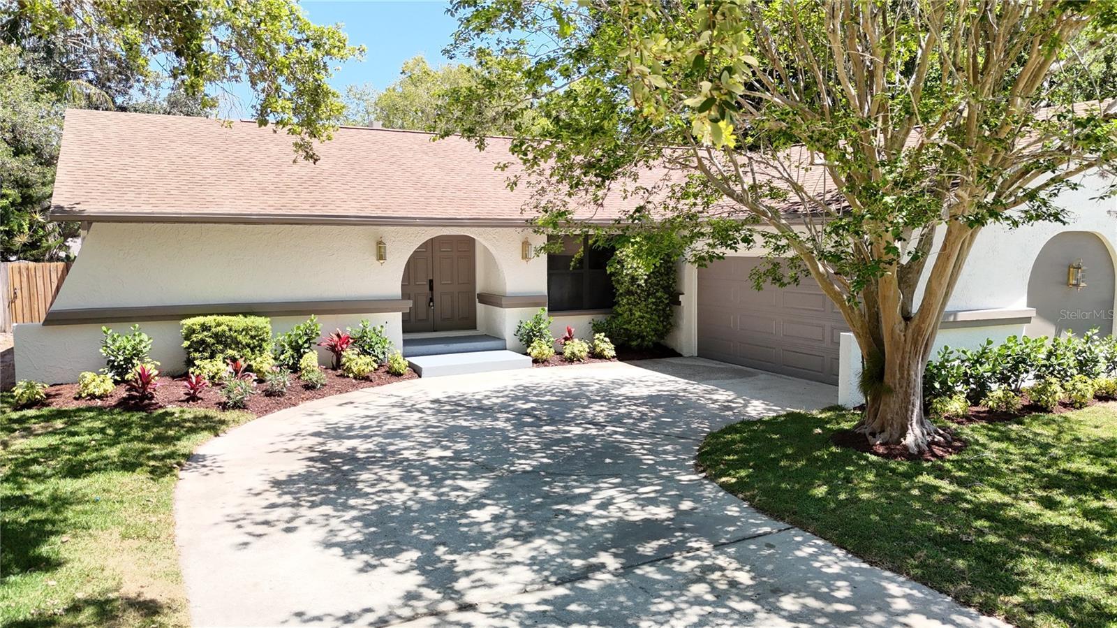 Photo one of 4800 Lake Valencia W Blvd Palm Harbor FL 34684 | MLS T3519106