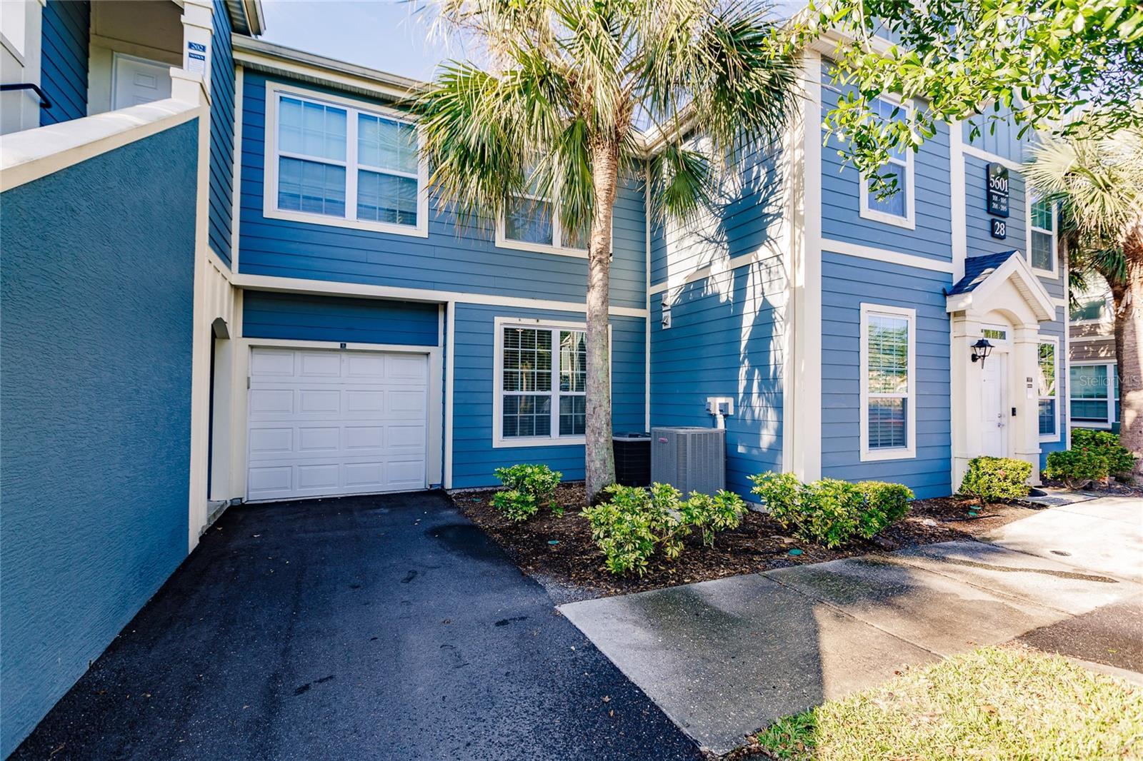 Photo one of 5601 Rosehill Rd # 102 Sarasota FL 34233 | MLS T3519403