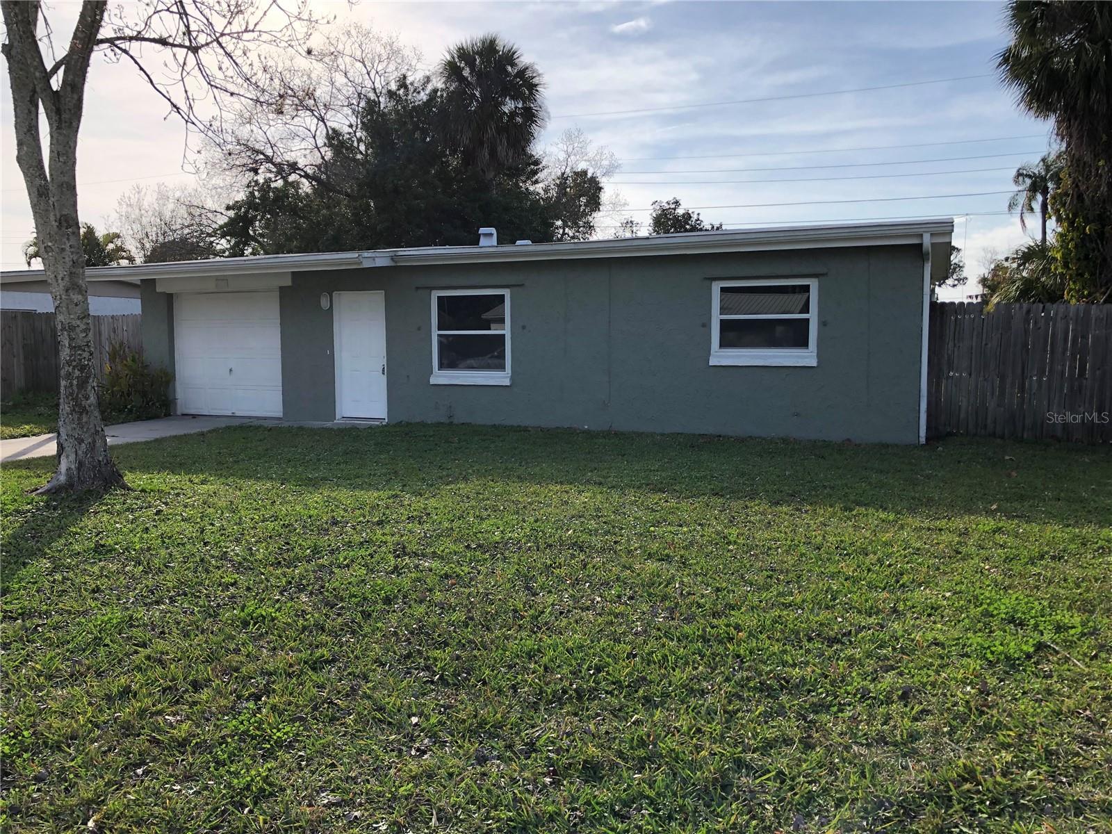 Photo one of 6635 Sierra Ter New Port Richey FL 34652 | MLS T3519409