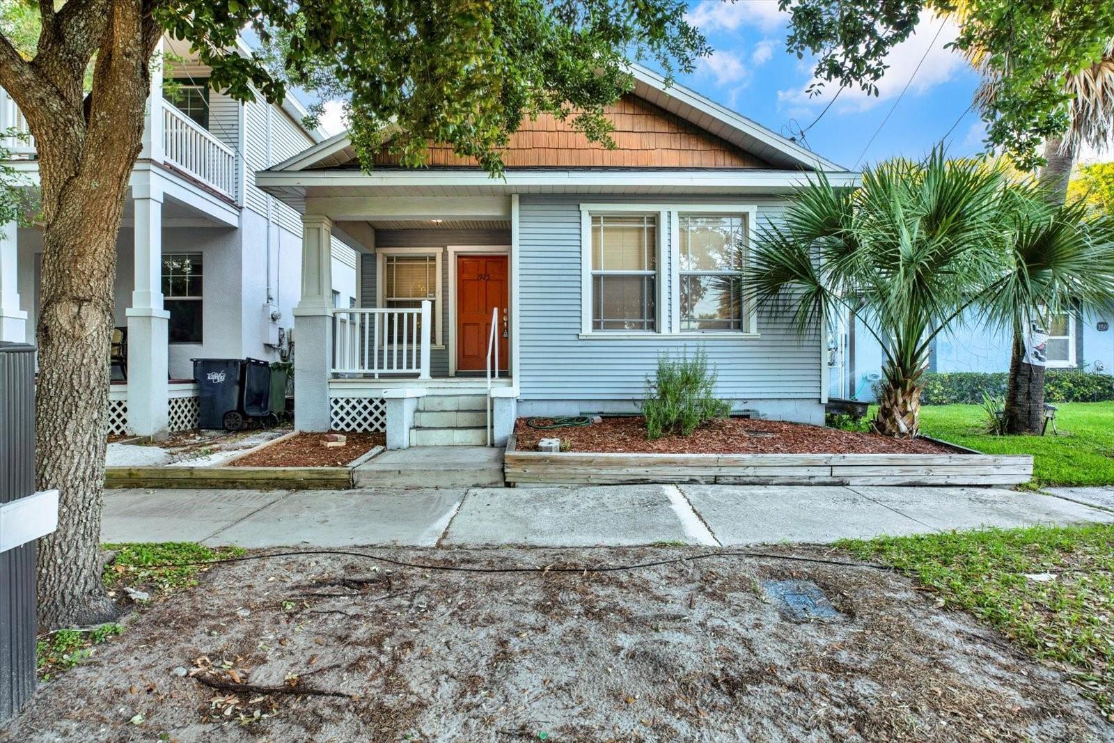 Photo one of 1925 W Chestnut St Tampa FL 33607 | MLS T3519424