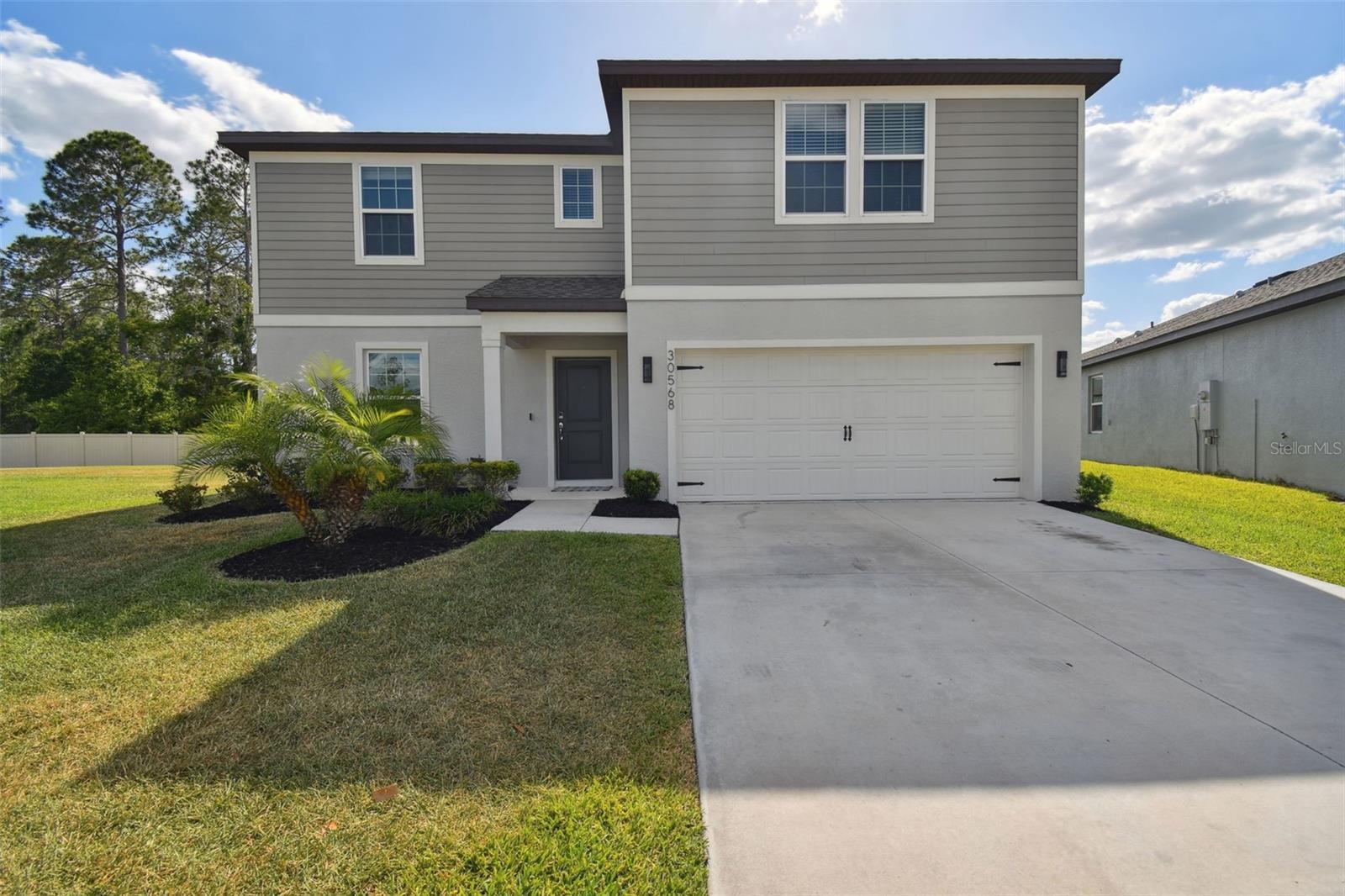 Photo one of 30568 Thunderbird Dr Wesley Chapel FL 33545 | MLS T3520804