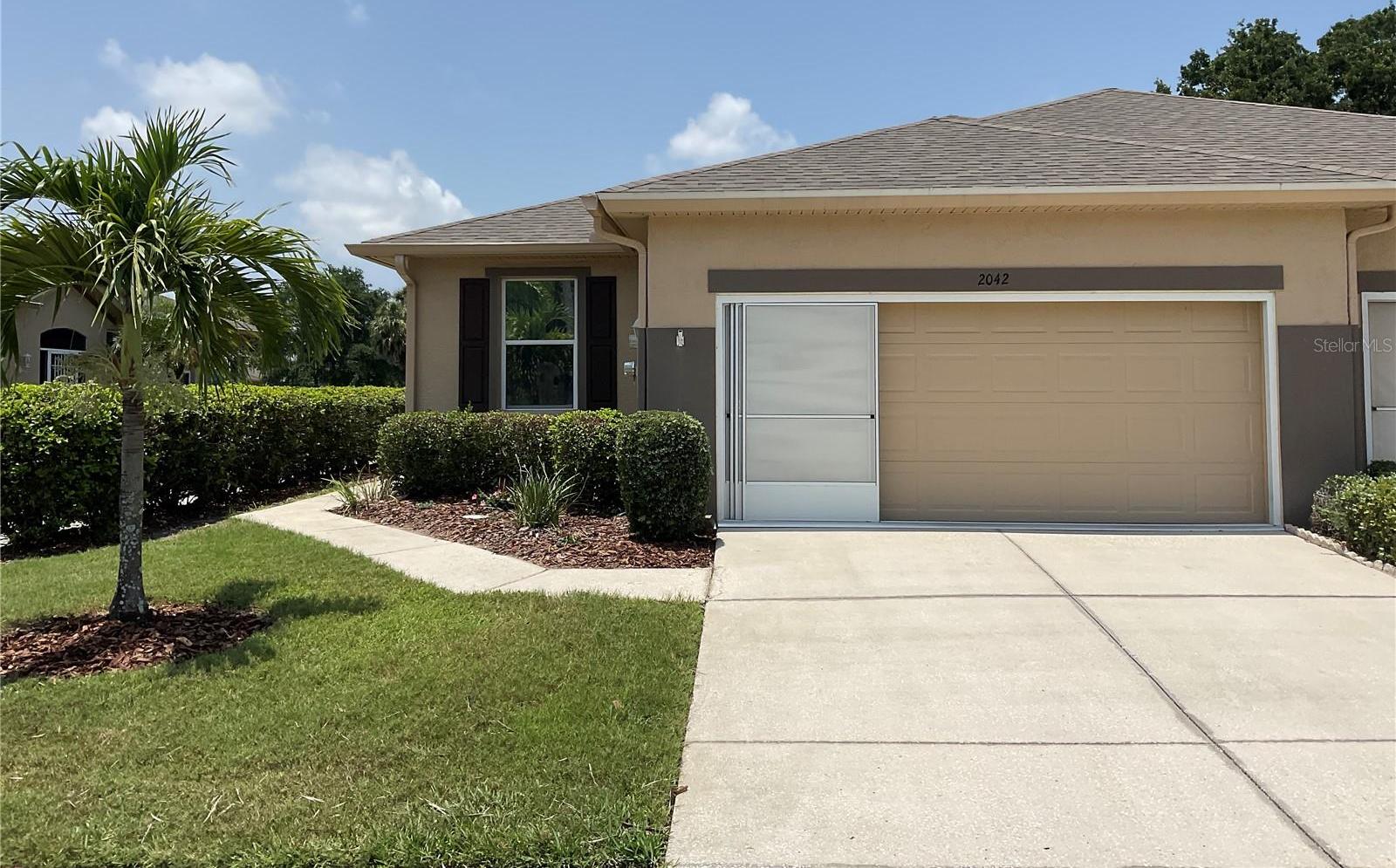 Photo one of 2042 Acadia Greens Dr Sun City Center FL 33573 | MLS T3521553