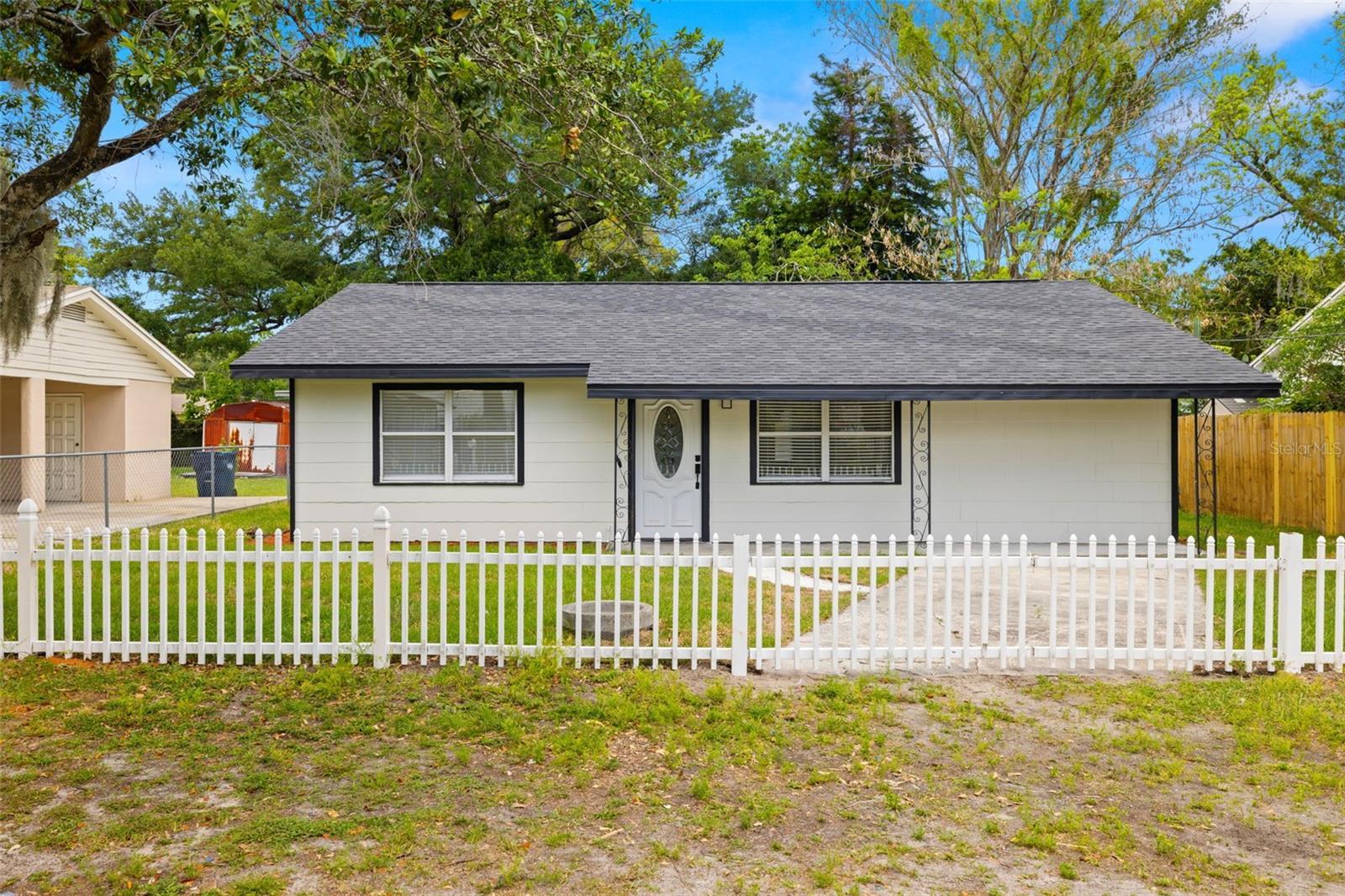 Photo one of 1708 E Mcberry Street St Tampa FL 33610 | MLS T3521563