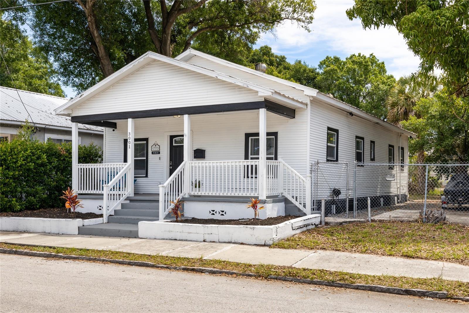 Photo one of 3001 N 16Th St Tampa FL 33605 | MLS T3521776