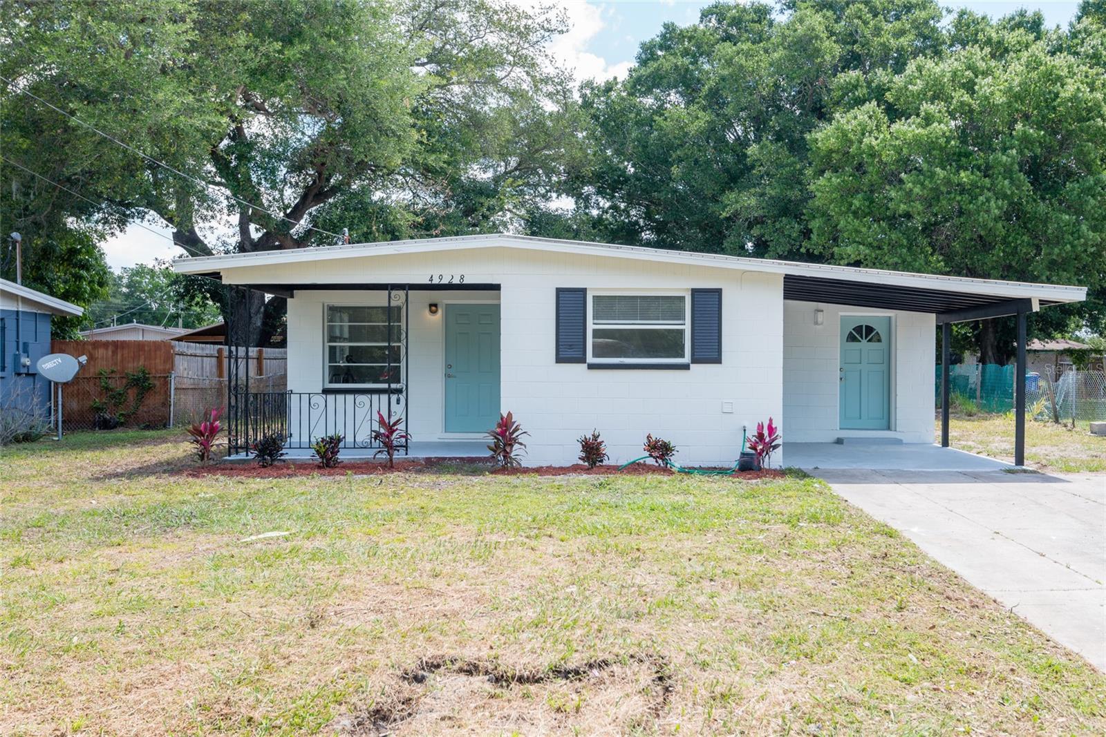 Photo one of 4928 S 83Rd St Tampa FL 33619 | MLS T3521946