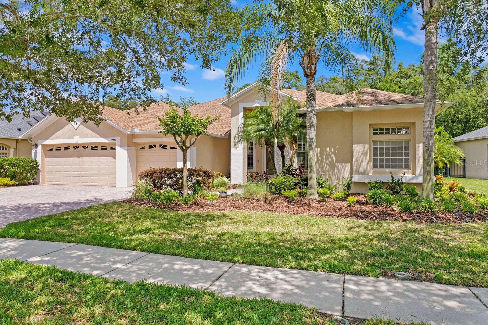 Photo one of 17359 Emerald Chase Dr Tampa FL 33647 | MLS T3522030