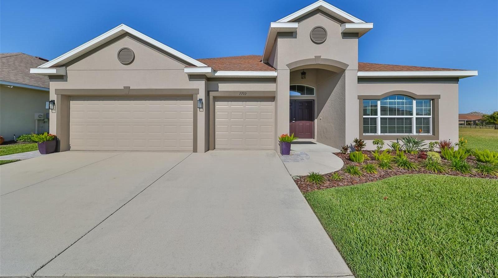 Photo one of 7709 112Th E Ave Parrish FL 34219 | MLS T3522162