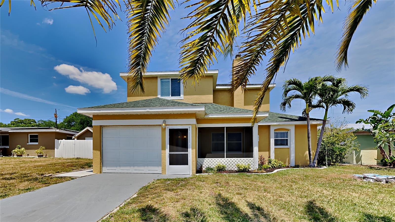 Photo one of 10489 113Th Ave Largo FL 33773 | MLS T3523048