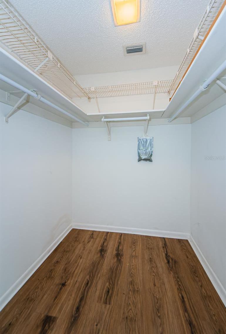 Photo #15
