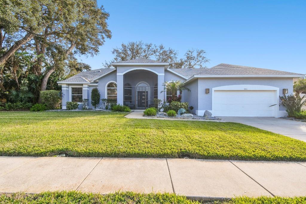 Photo one of 1903 Gulf Beach Blvd Tarpon Springs FL 34689 | MLS TB8323048