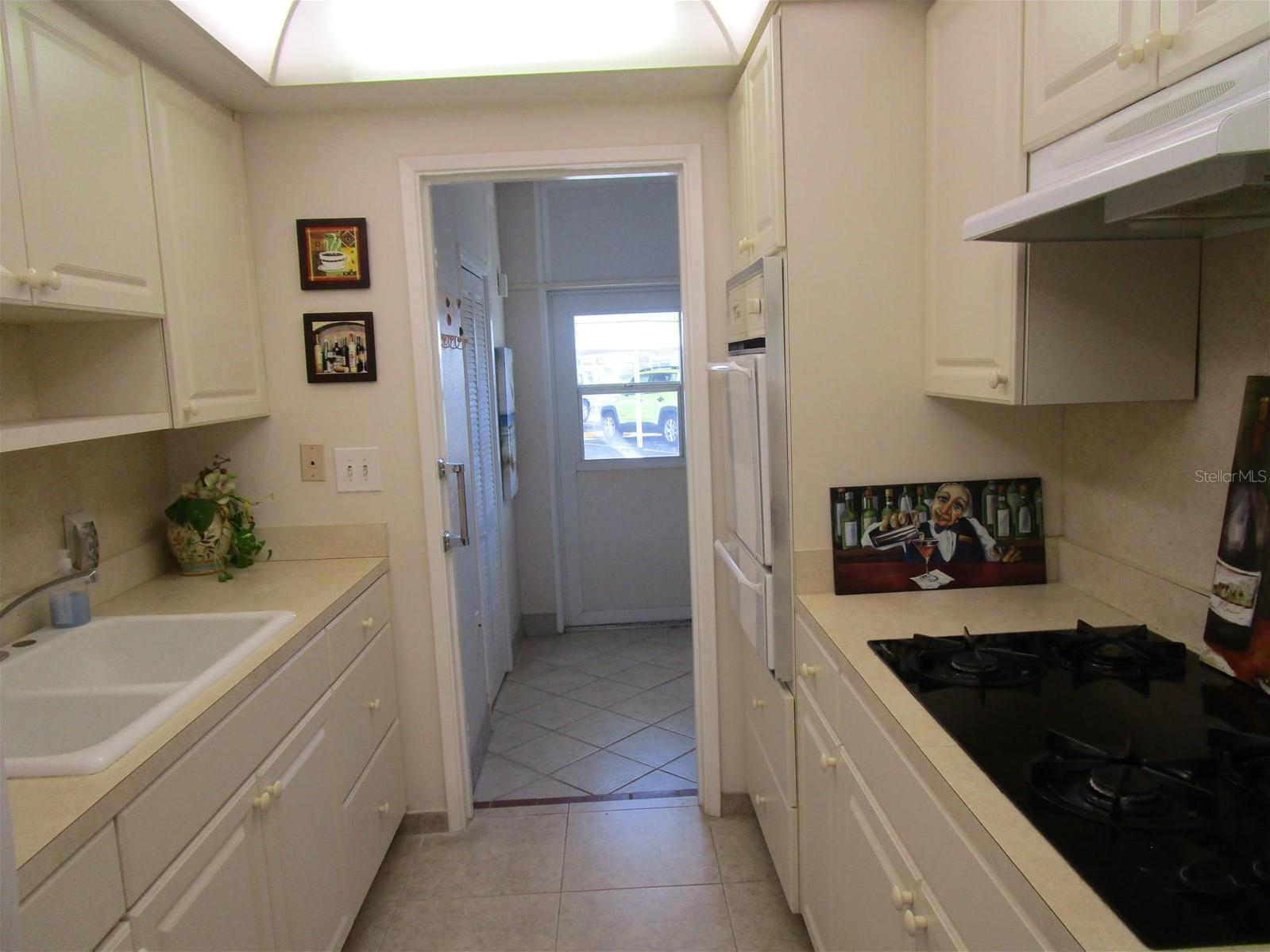 Photo #11