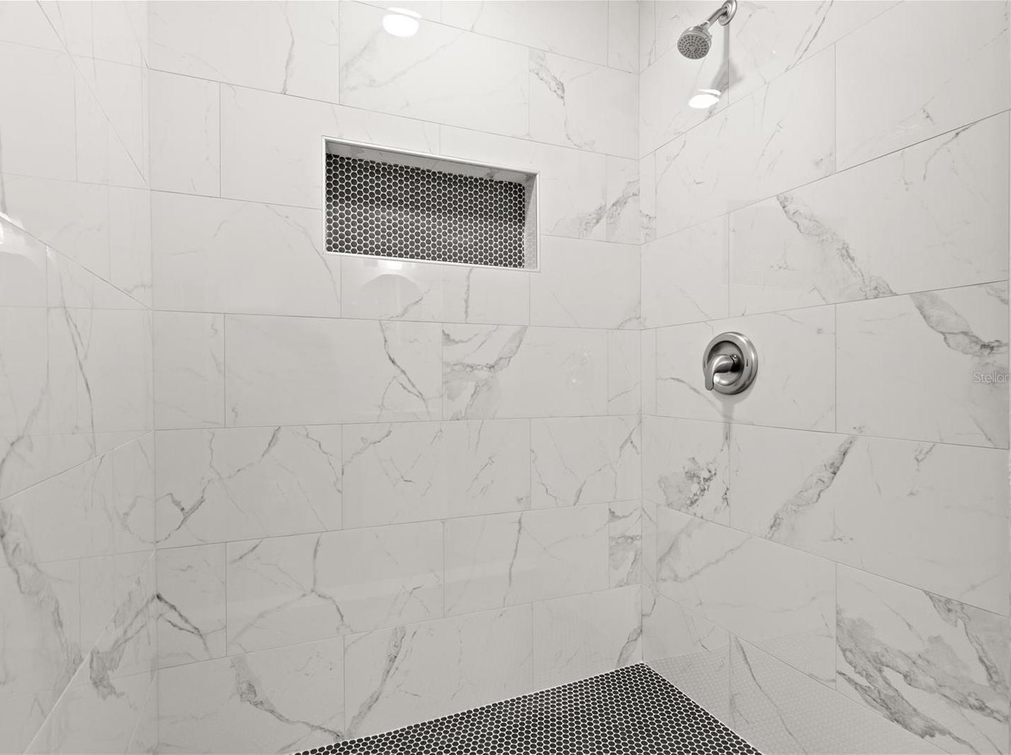 Photo #5