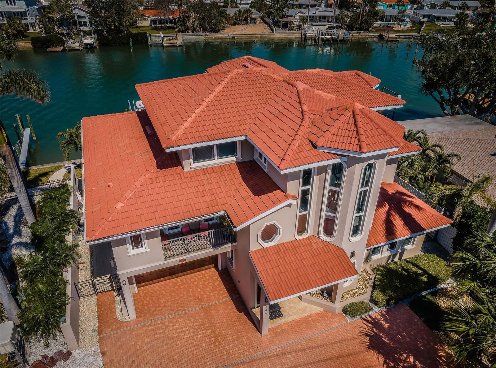 Photo one of 199 21St Ave St Pete Beach FL 33706 | MLS TB8350660