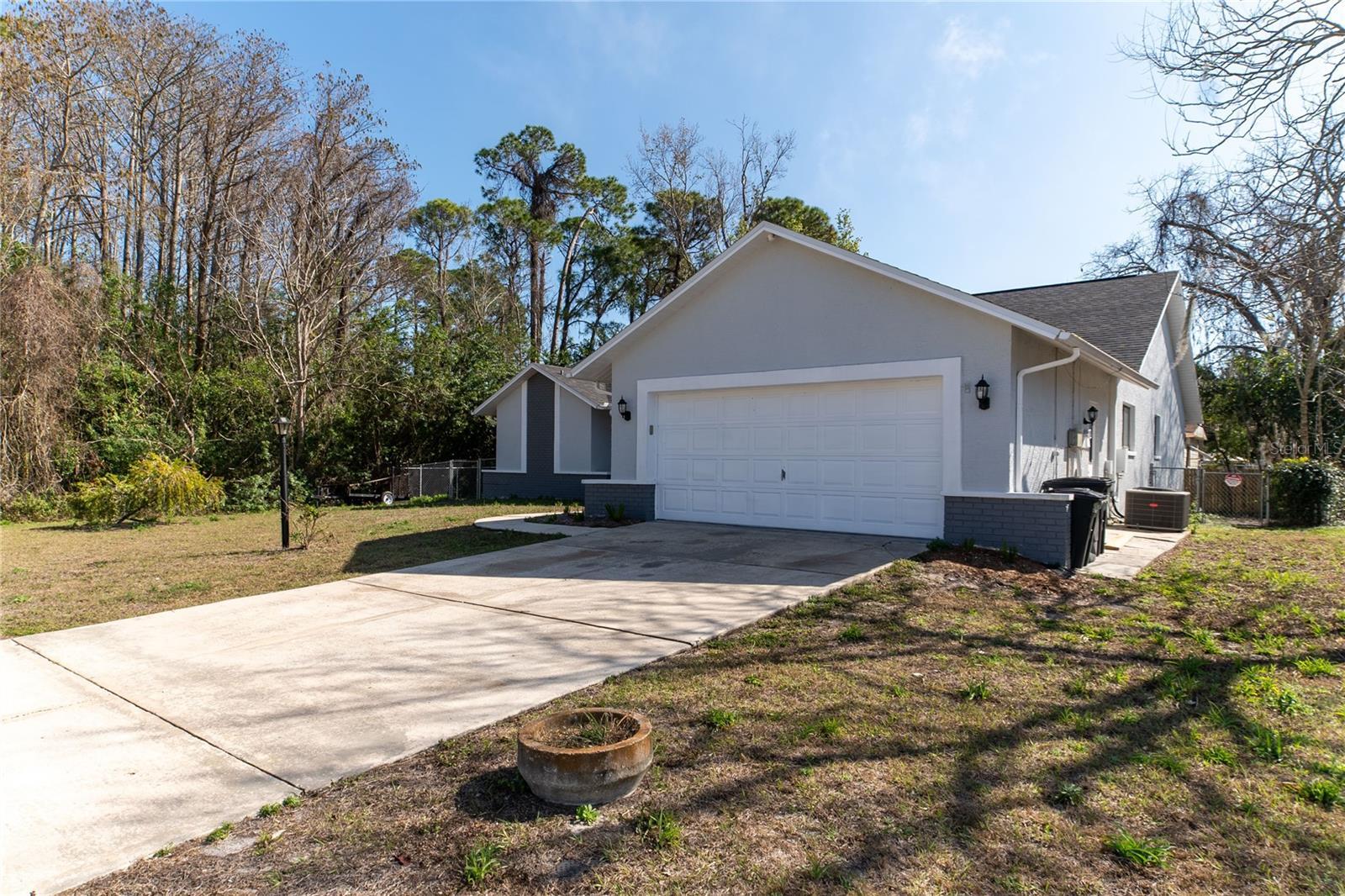 Photo one of 13305 Whitby Rd Hudson FL 34667 | MLS TB8350935