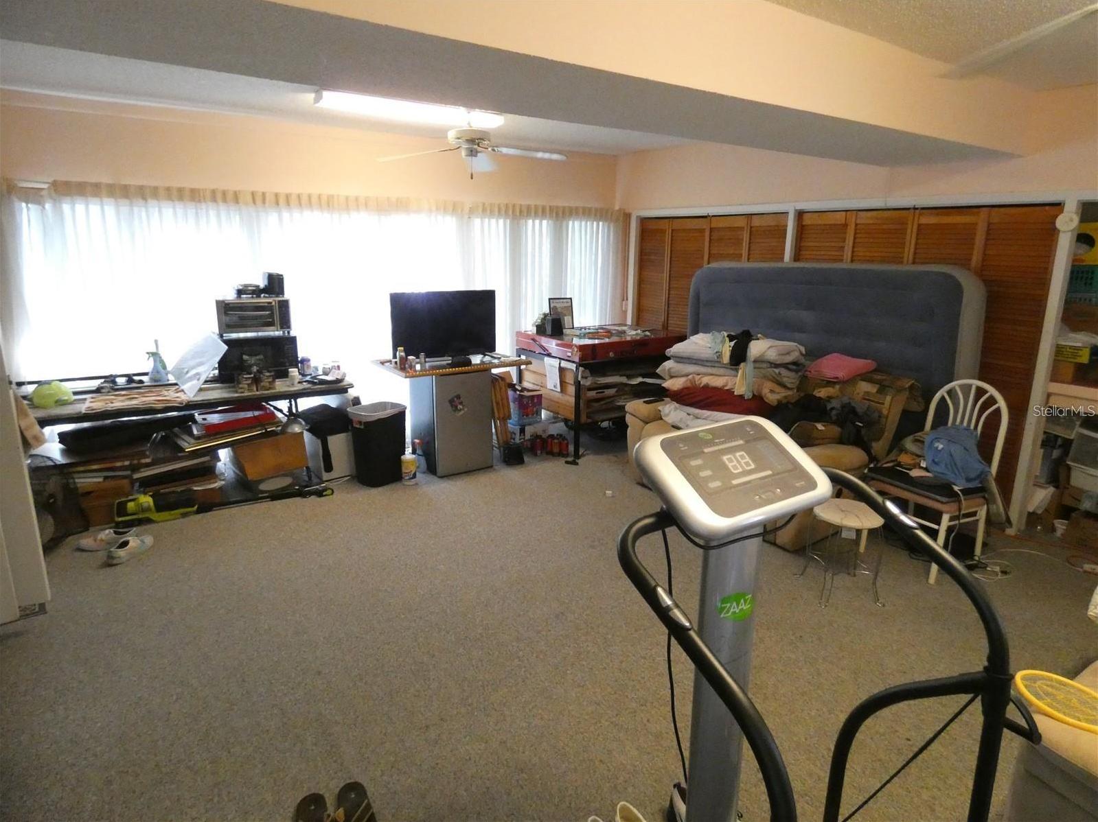 Photo #12