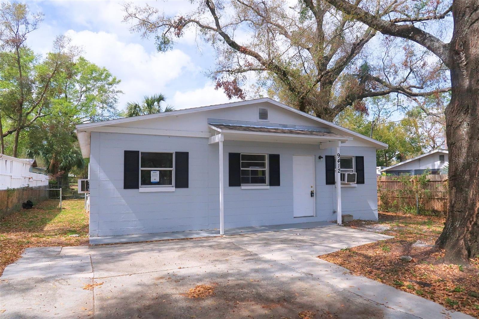 Photo one of 9412 N Elmer St Tampa FL 33612 | MLS TB8355144