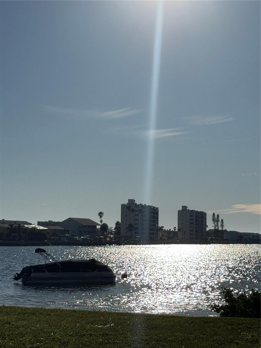 Photo #32