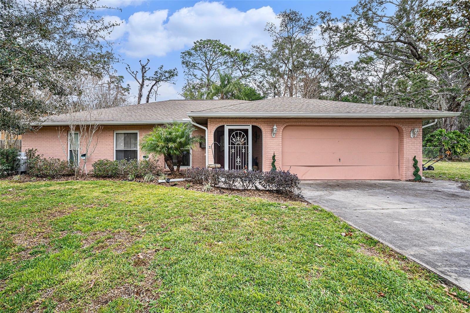 Photo one of 2178 Danforth Rd Spring Hill FL 34608 | MLS TB8356264