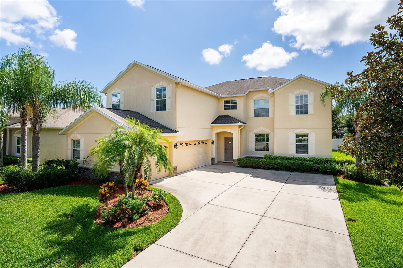 Photo one of 9614 Orange Jasmine Way Tampa FL 33647 | MLS TB8357648