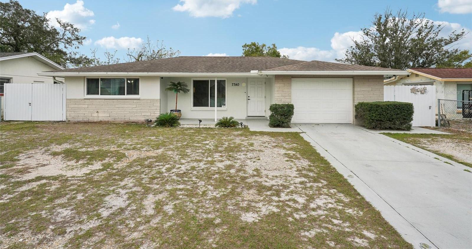 Photo one of 7740 Bracken Dr Port Richey FL 34668 | MLS TB8359016