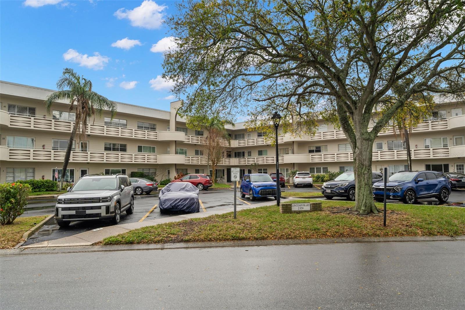 Photo one of 2379 Finlandia Ln # 21 Clearwater FL 33763 | MLS TB8359359