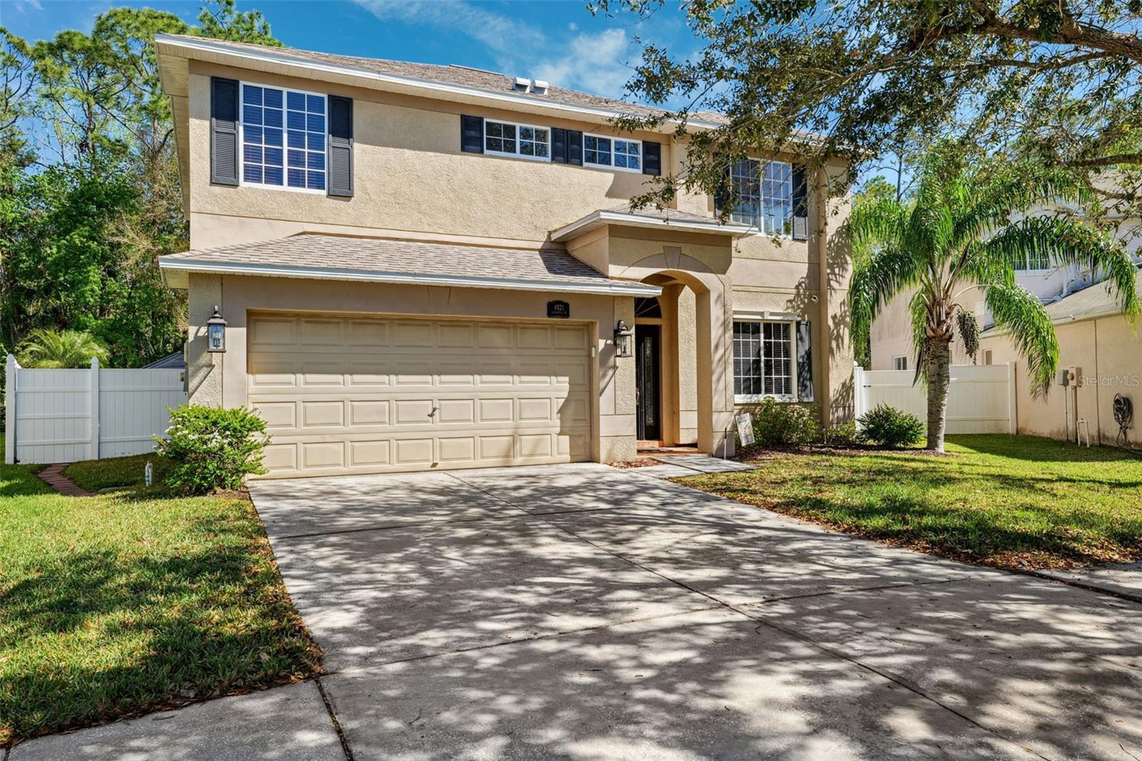 Photo one of 4821 Barchetta Dr Land O Lakes FL 34639 | MLS TB8359538