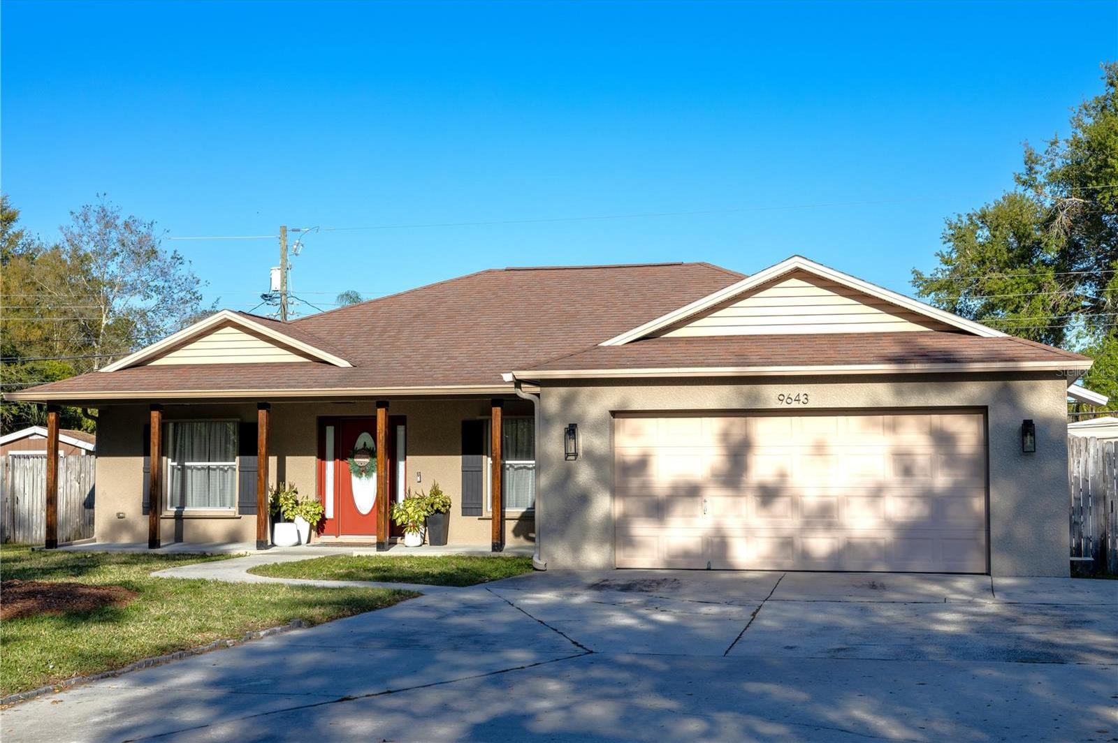 Photo one of 9643 Temple Ave Seminole FL 33772 | MLS TB8360724