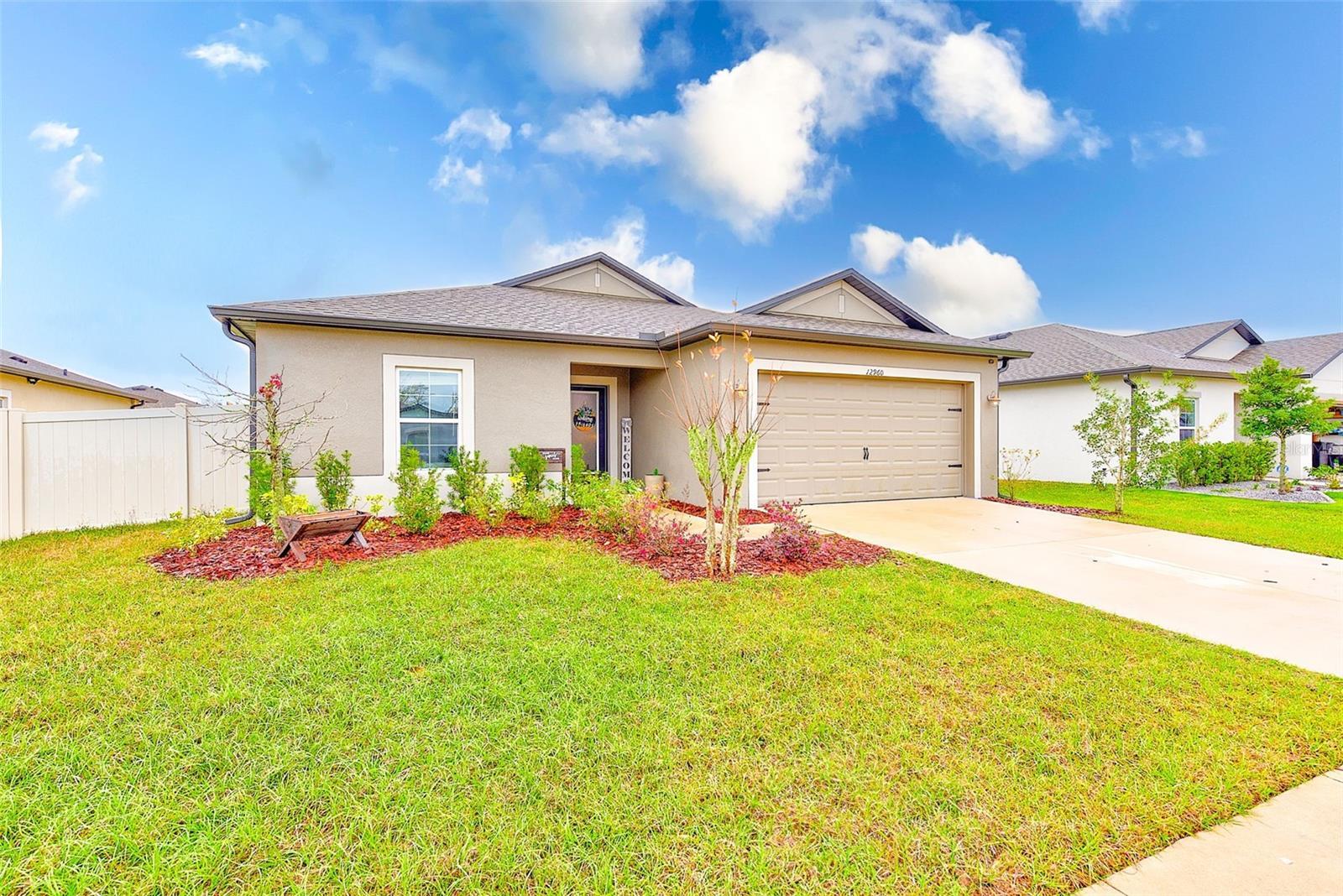 Photo one of 12960 Conquistador Loop Spring Hill FL 34610 | MLS TB8361177