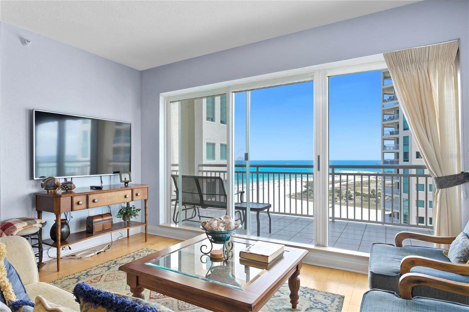 Photo one of 1180 Gulf Blvd # 1604 Clearwater Beach FL 33767 | MLS TB8361693