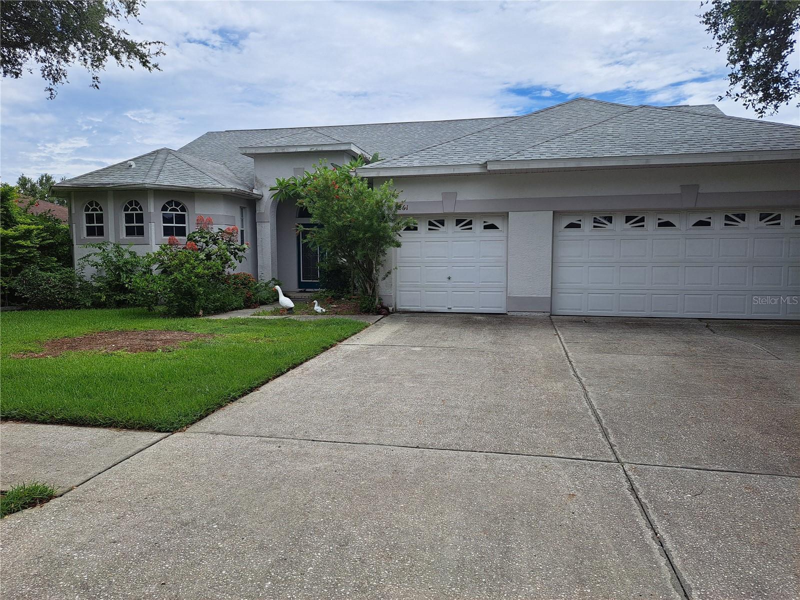 Photo one of 5261 Camberlea Ave Zephyrhills FL 33541 | MLS TB8362327