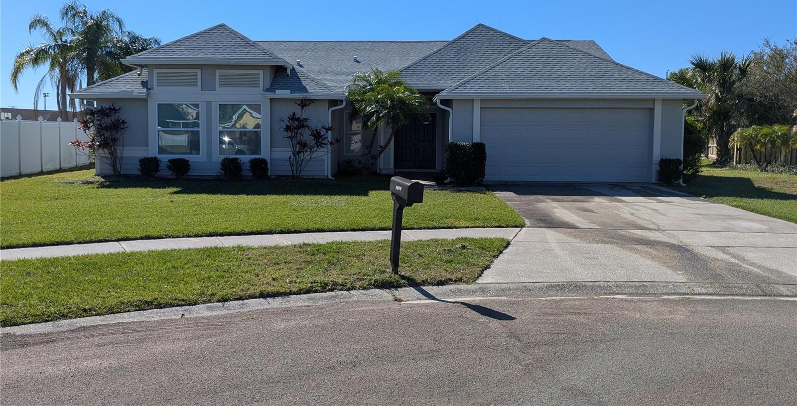 Photo one of 2105 Haydon Ct Brandon FL 33511 | MLS TB8362883