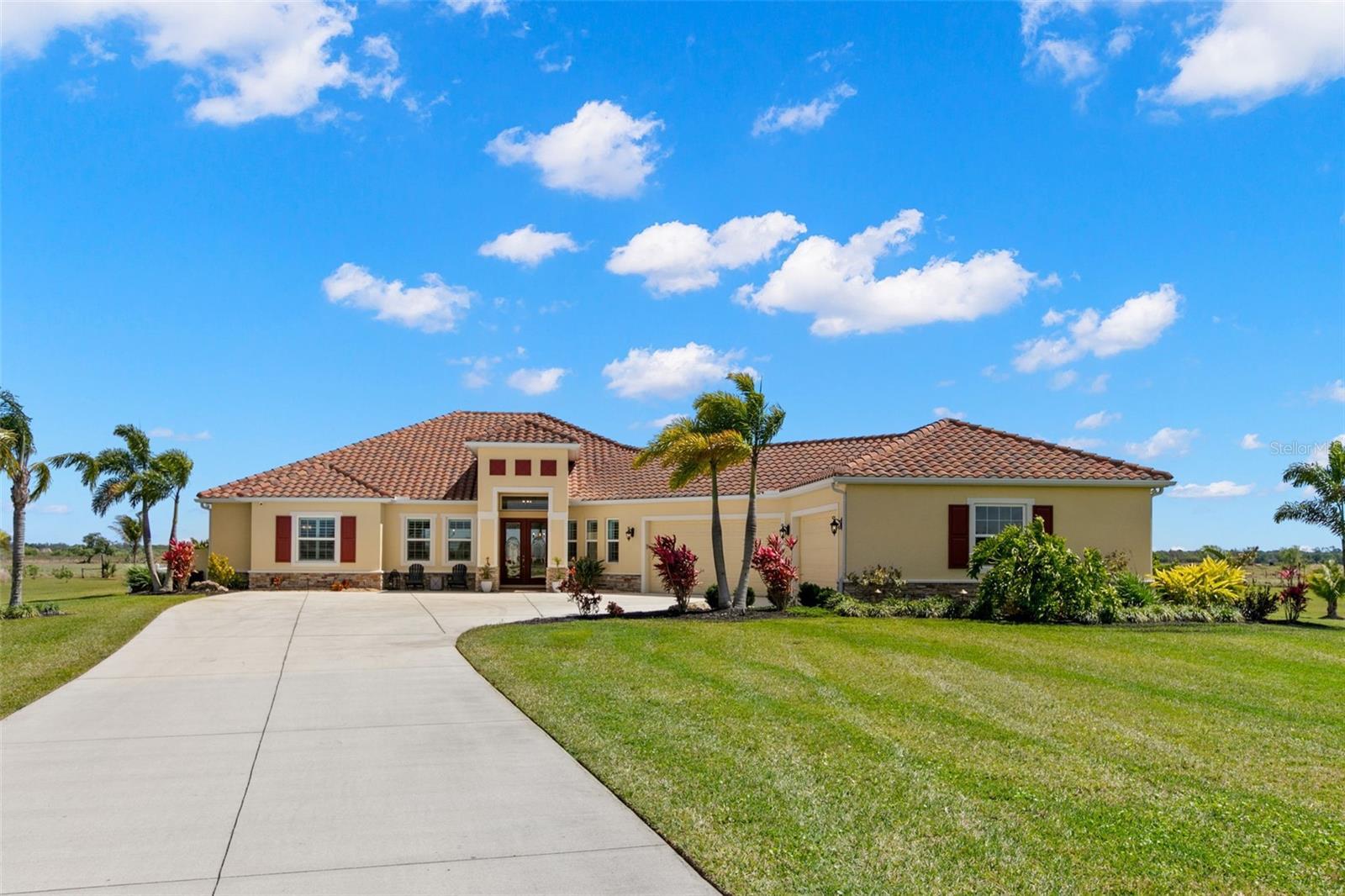 Photo one of 3487 Recurve Cir Sarasota FL 34240 | MLS TB8363715