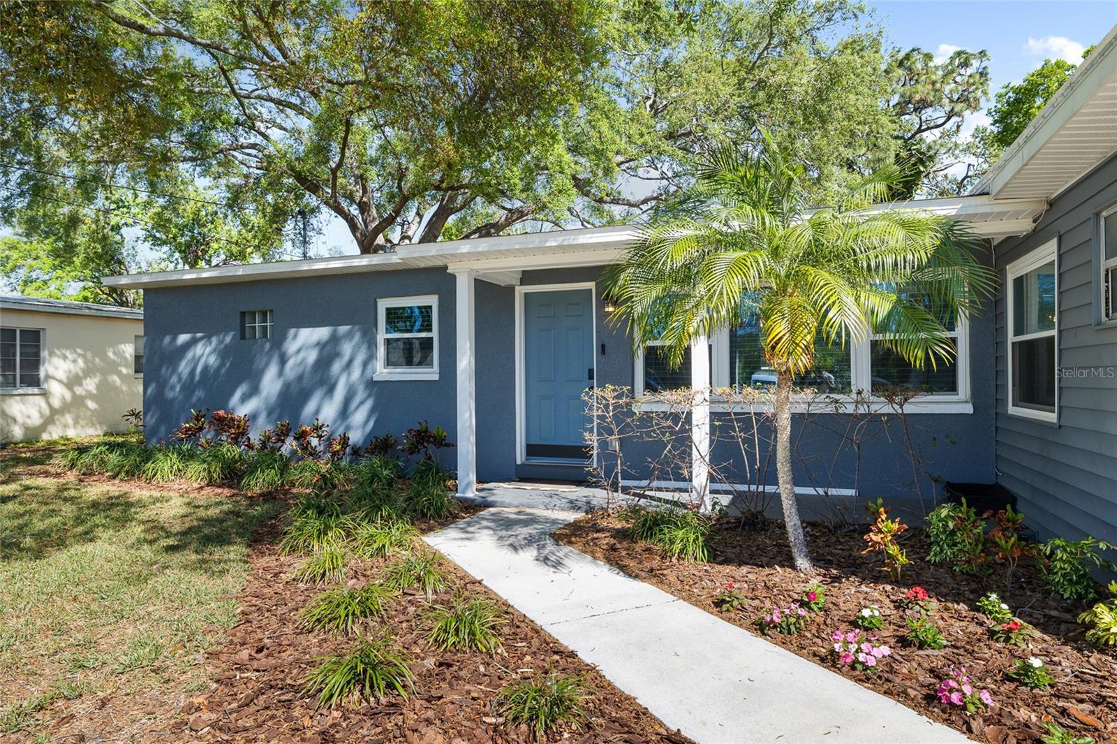 Photo one of 4105 W Fair Oaks Ave Tampa FL 33611 | MLS TB8365417