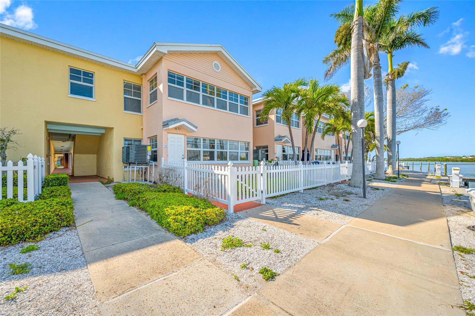 Photo one of 19417 Gulf Blvd # B-210 Indian Shores FL 33785 | MLS TB8366017