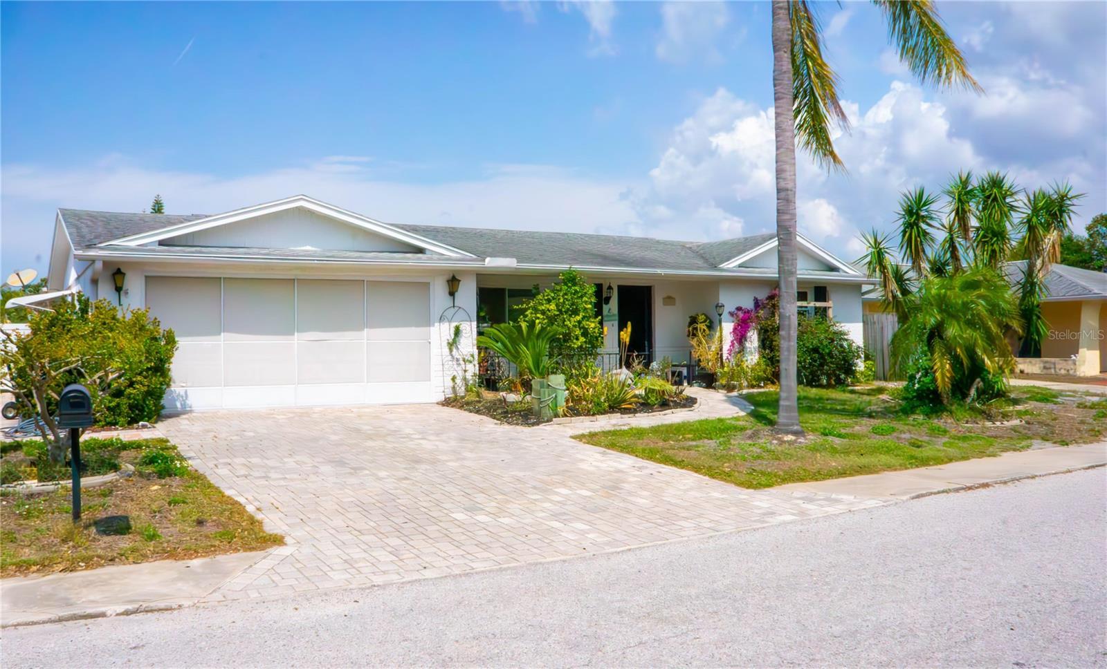 Photo one of 7321 San Moritz Dr Port Richey FL 34668 | MLS TB8366550