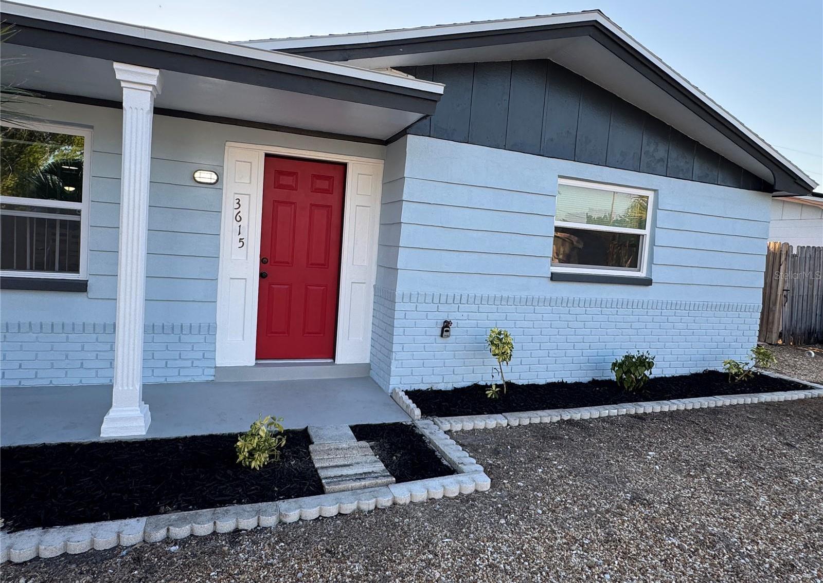 Photo one of 3615 Kingsbury Dr Holiday FL 34691 | MLS TB8367929