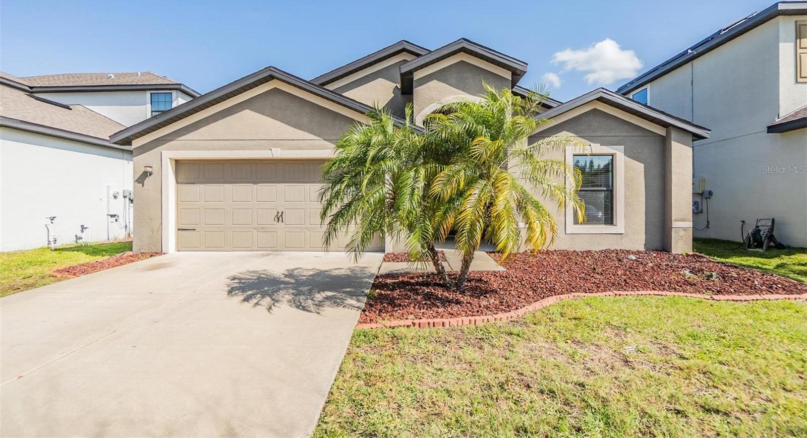 Photo one of 11922 Winterset Cove Dr Riverview FL 33579 | MLS TB8368258