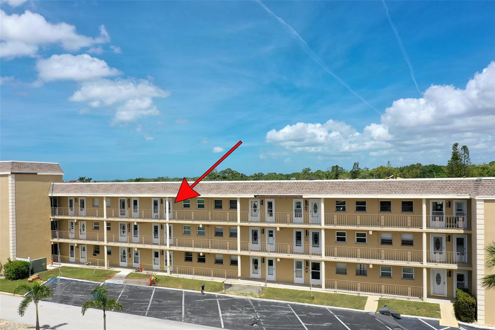 Photo one of 1 Boca Ciega Point Blvd # 212 St Petersburg FL 33708 | MLS TB8370076