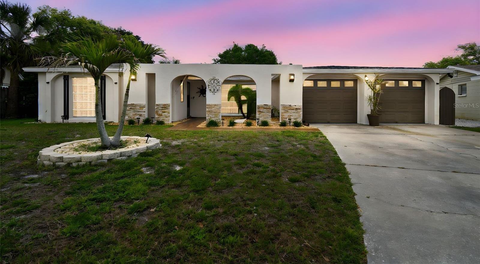 Photo one of 4240 Woodsville Dr New Port Richey FL 34652 | MLS TB8370854