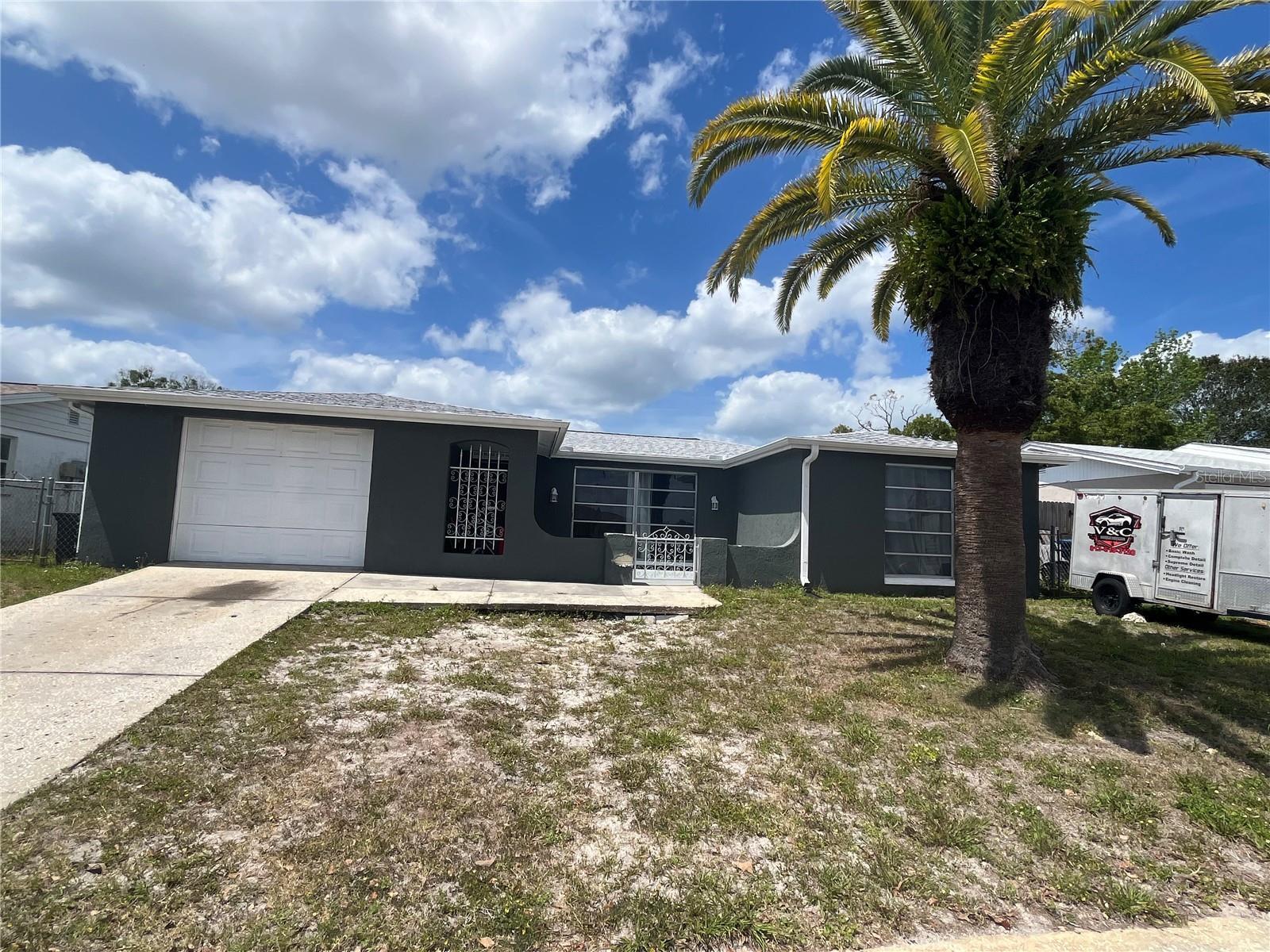 Photo one of 9815 Wayside Ln Port Richey FL 34668 | MLS TB8370917