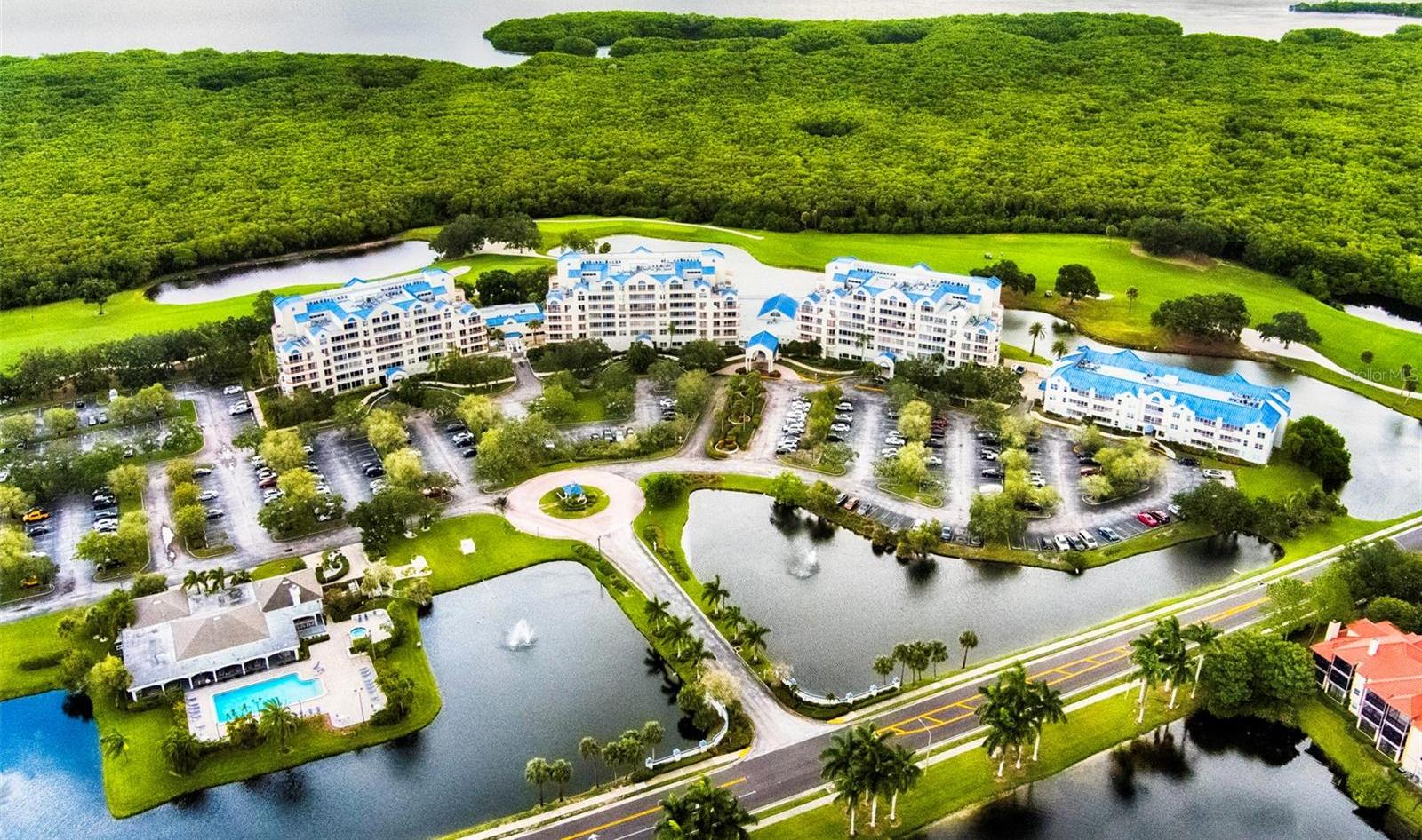 Photo one of 2333 Feather Sound Dr # B511 Clearwater FL 33762 | MLS TB8372707