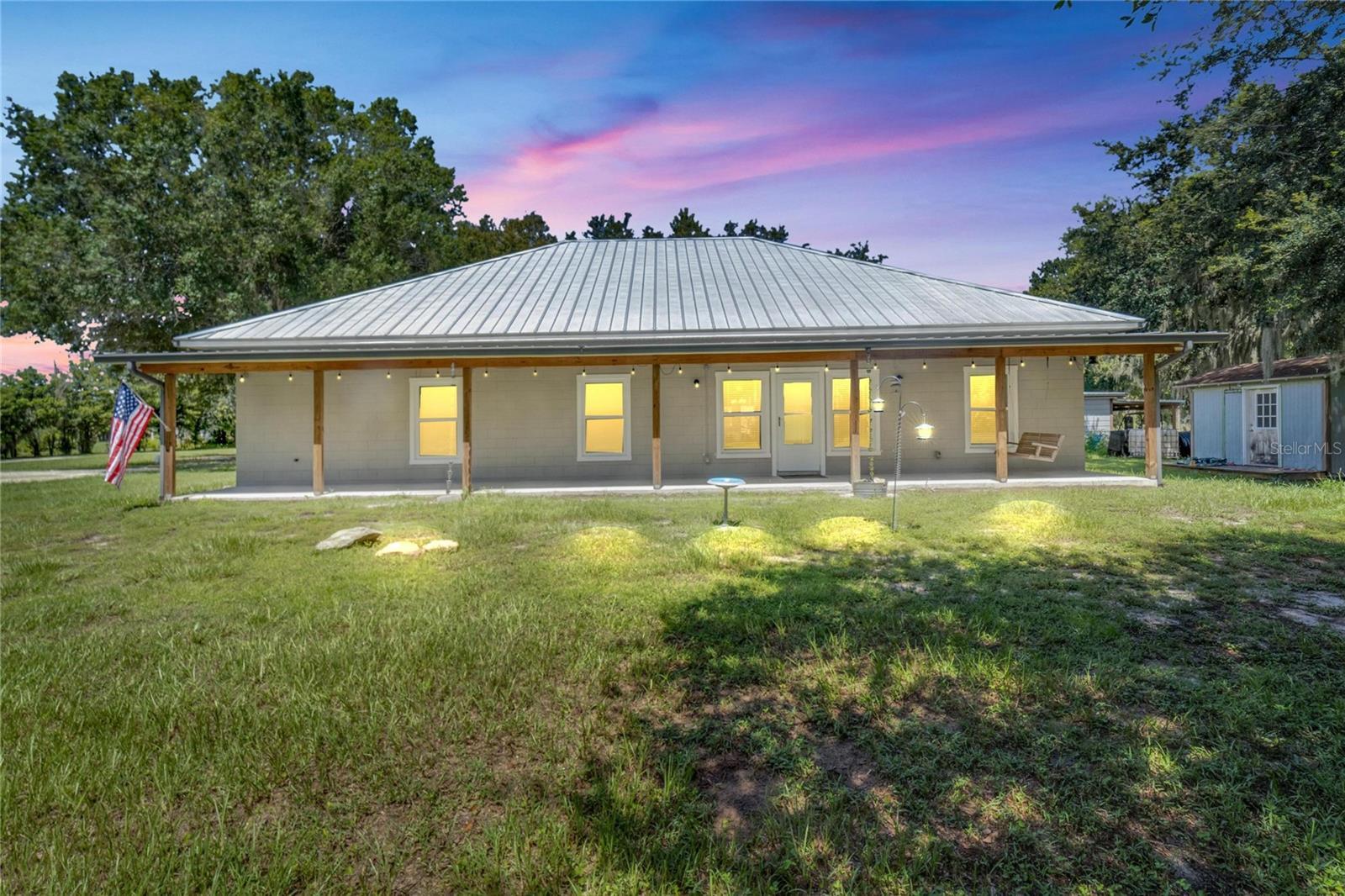 Photo one of 9019 S County Line Rd Lithia FL 33547 | MLS TB8373407