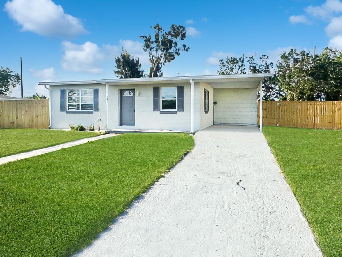 Photo one of 21042 Gladis Ave Port Charlotte FL 33952 | MLS TB8373756