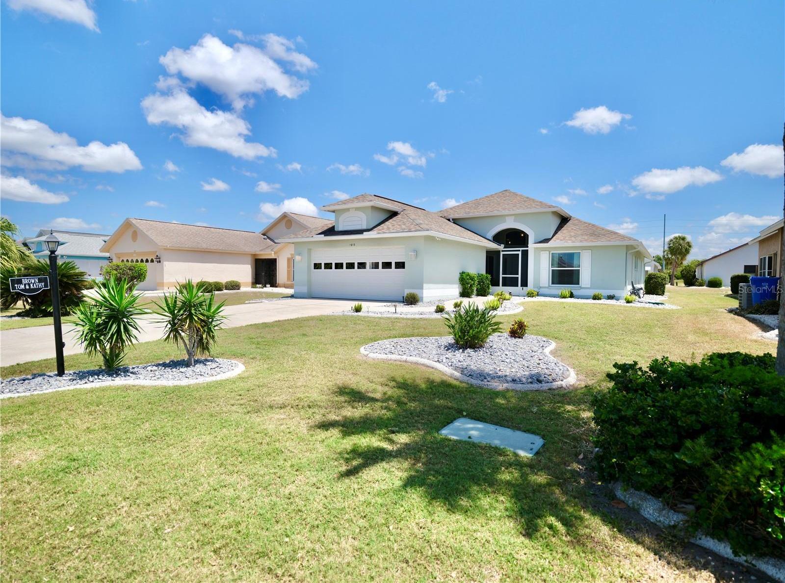 Photo one of 1613 E Del Webb Blvd Sun City Center FL 33573 | MLS TB8374658