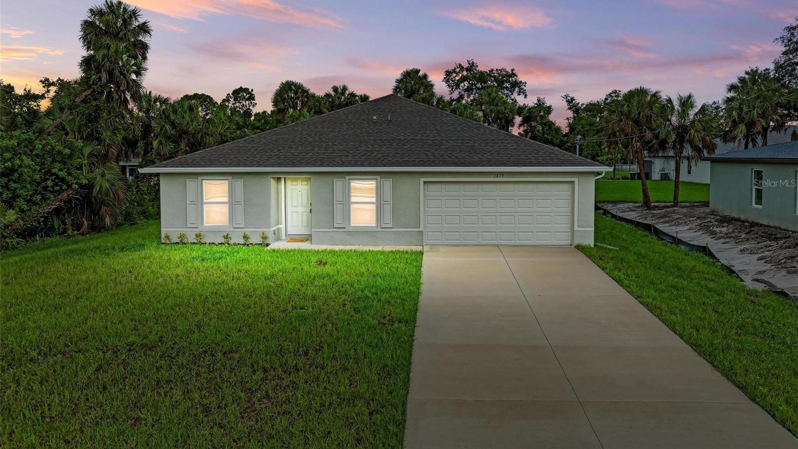 Photo one of 3879 E Price Blvd North Port FL 34288 | MLS TB8374992
