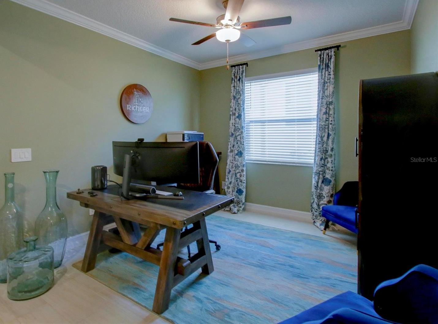 Photo #33