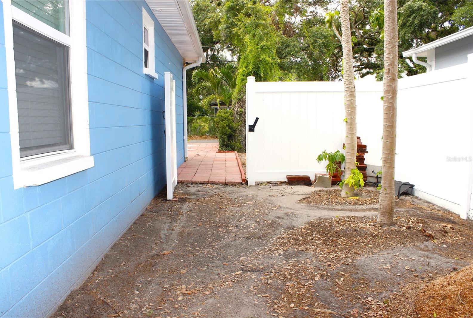 Photo #43