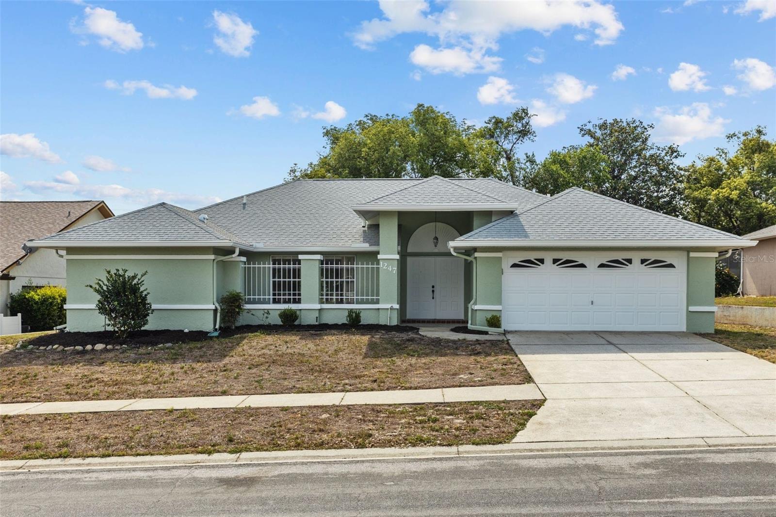 Photo one of 1247 Venetia Dr Spring Hill FL 34608 | MLS TB8378968
