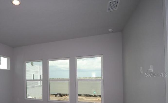 Photo #9